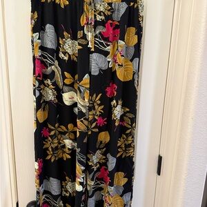 Rene Ricci Black and Red Floral Design